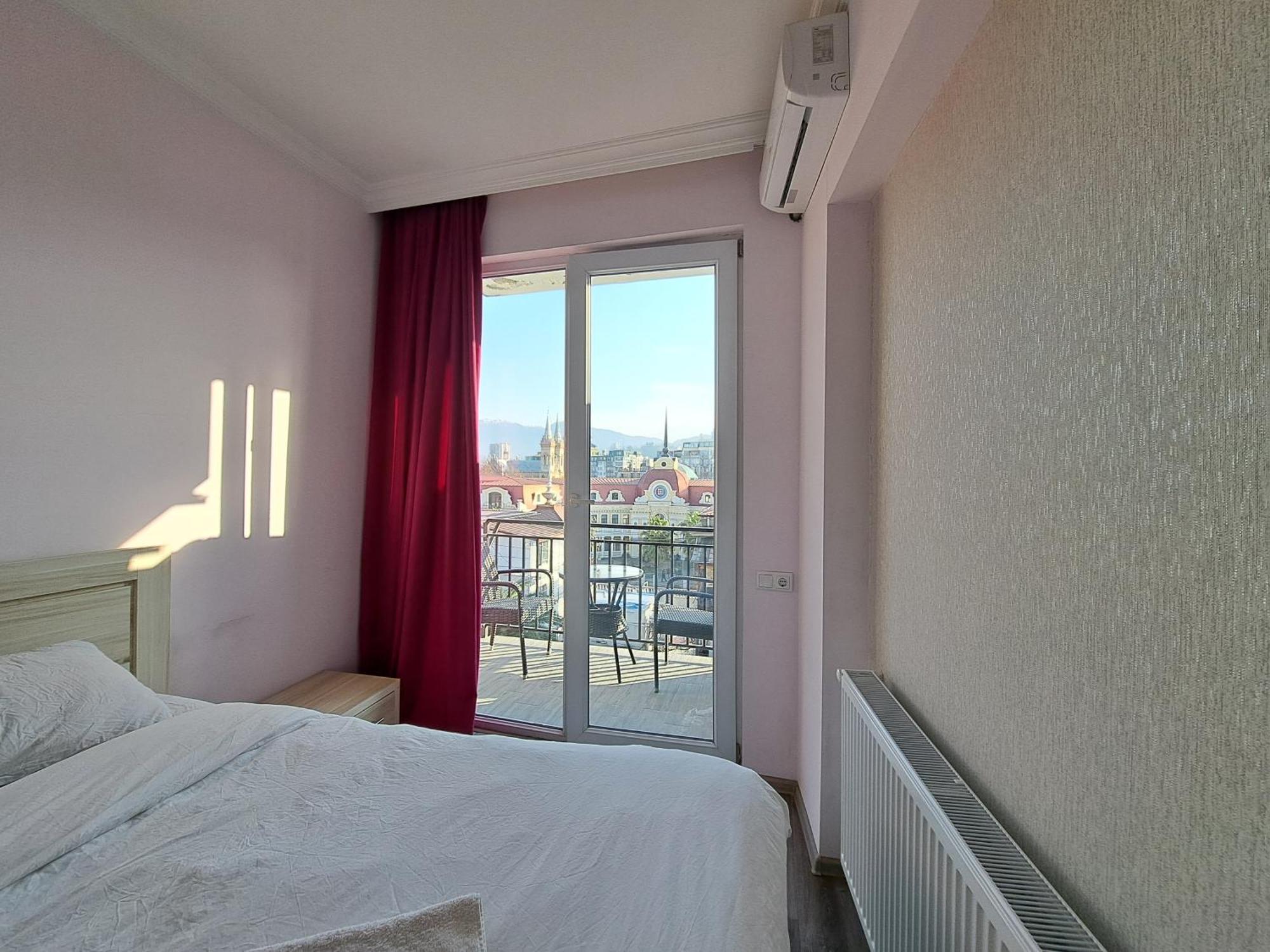 Karvi Hostel & Suites Batumi Kültér fotó