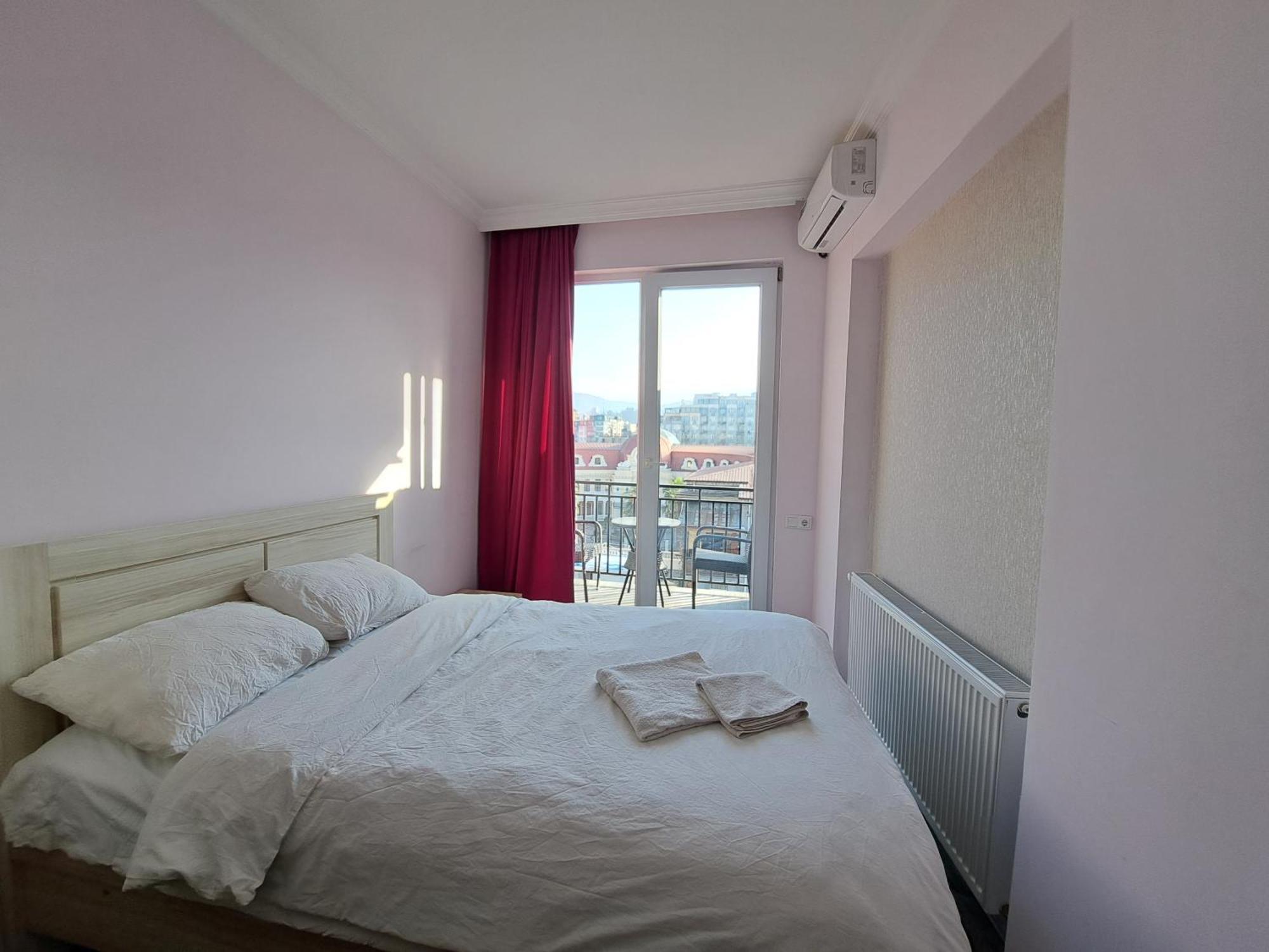 Karvi Hostel & Suites Batumi Kültér fotó