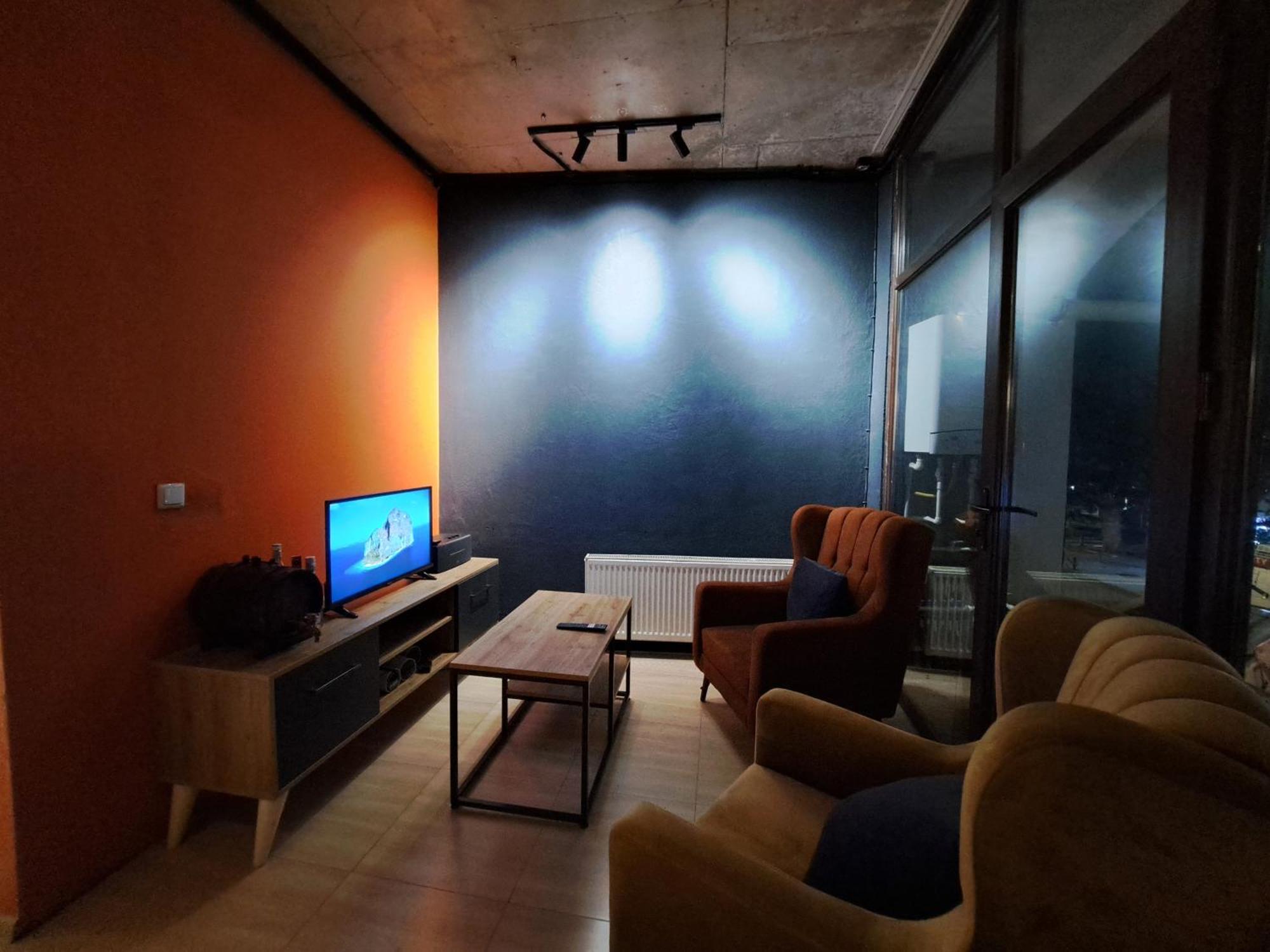 Karvi Hostel & Suites Batumi Kültér fotó