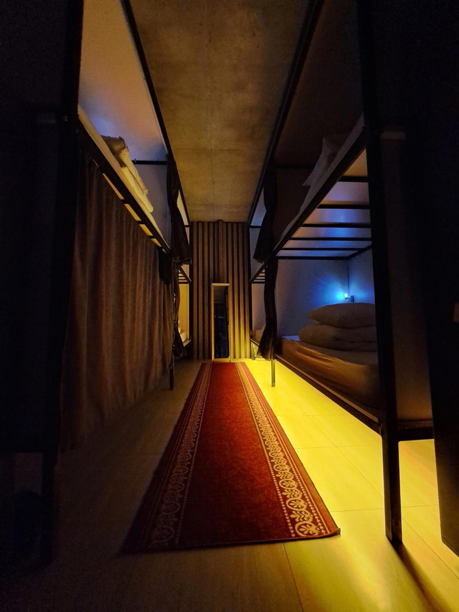 Karvi Hostel & Suites Batumi Kültér fotó