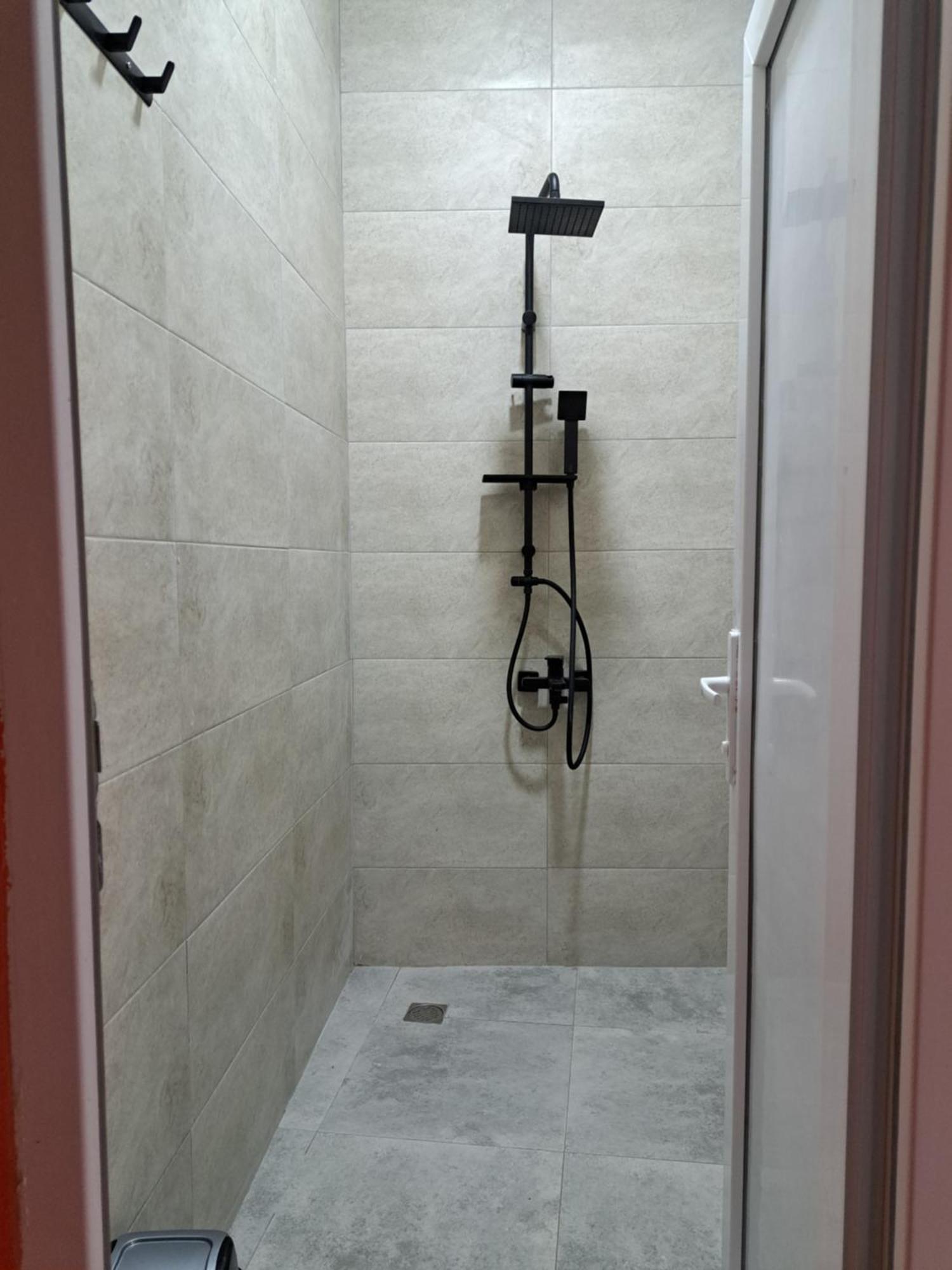 Karvi Hostel & Suites Batumi Kültér fotó